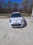 Dezmembrez Renault Clio 3 1.5dci cod motor K9K-E8