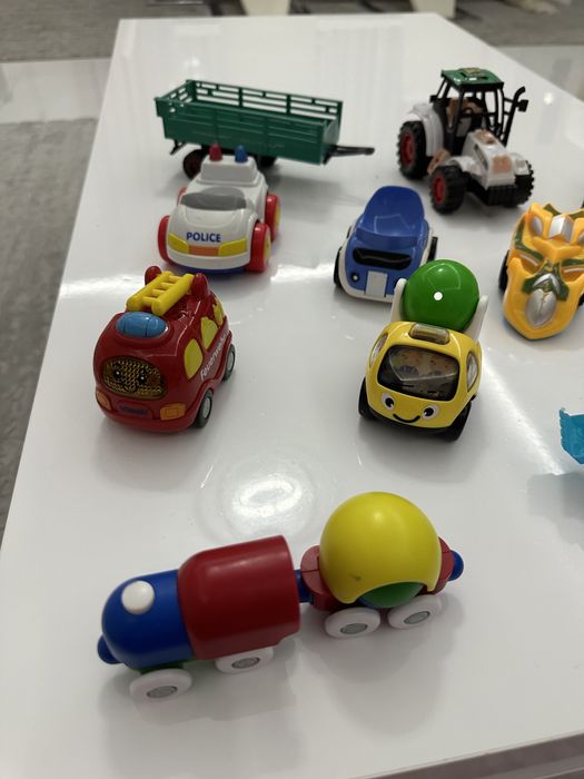 Lot masinute diverse