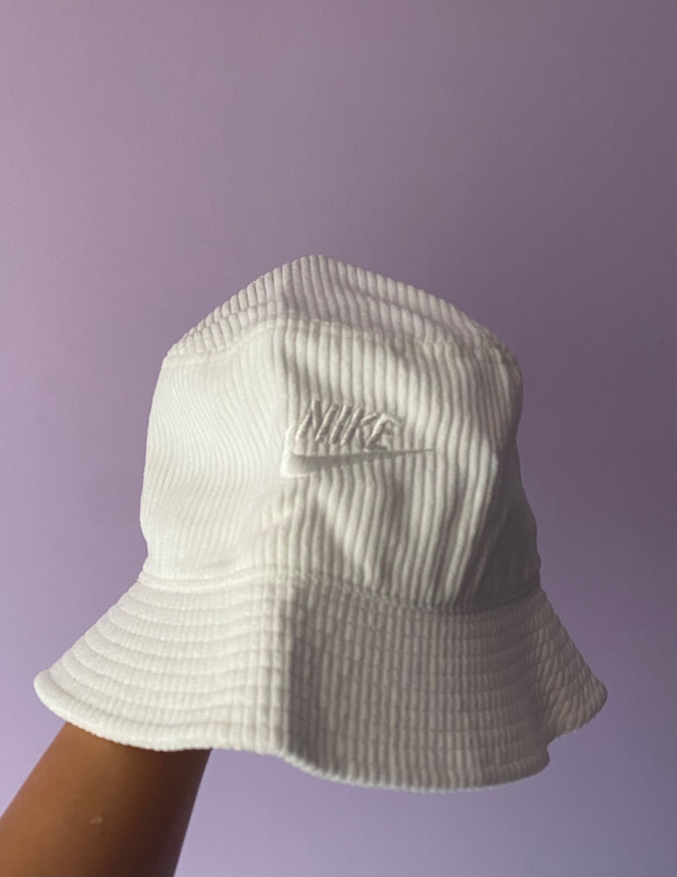 Шапка Nike bucket hat