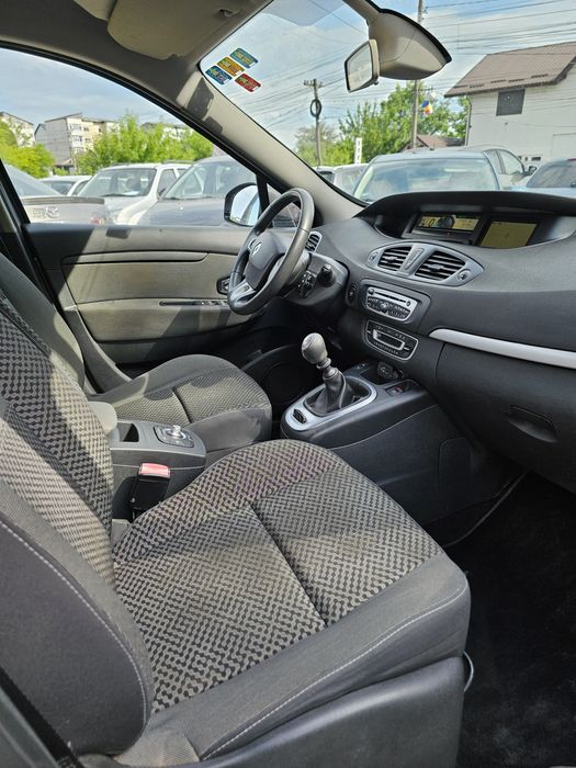 Renault Grand Scenic 1.5 dci 7 locuri Euro 5