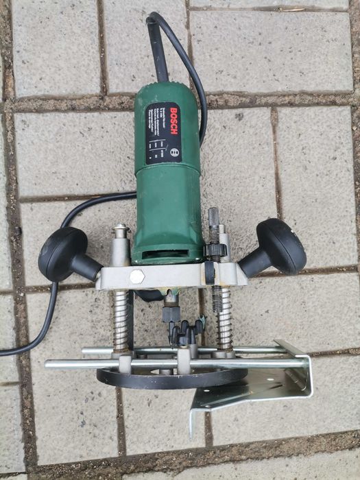 фреза за дърво бош