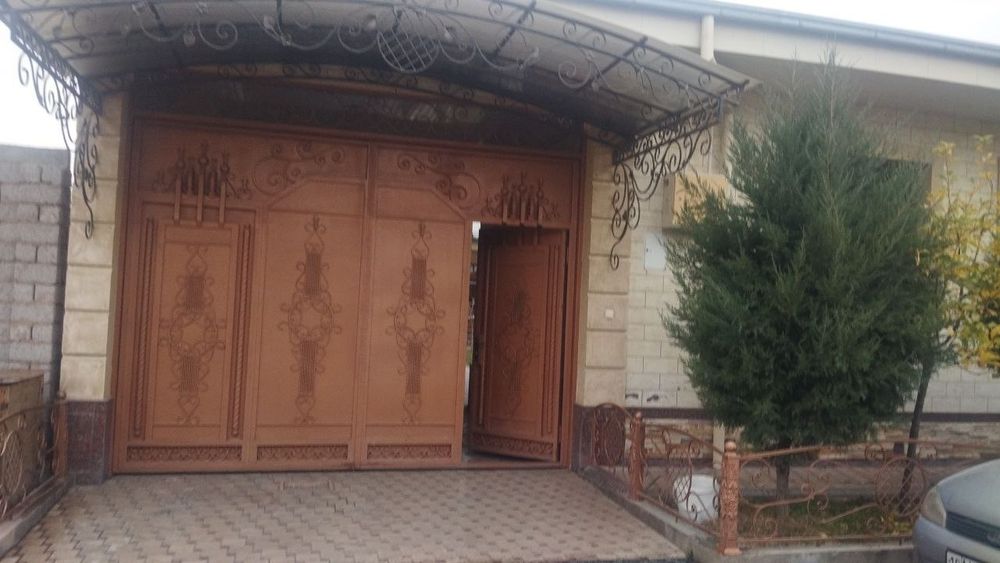 Srochna uy sotiladi sabzavot mahallasida.