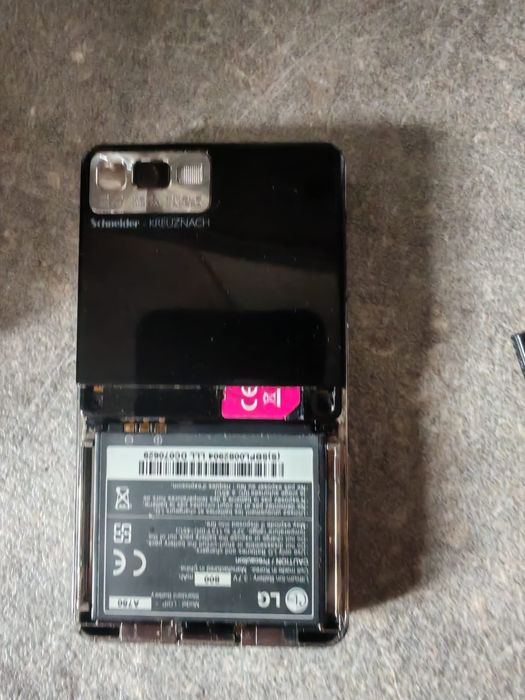 Telefon mobil LG Prada Ke850