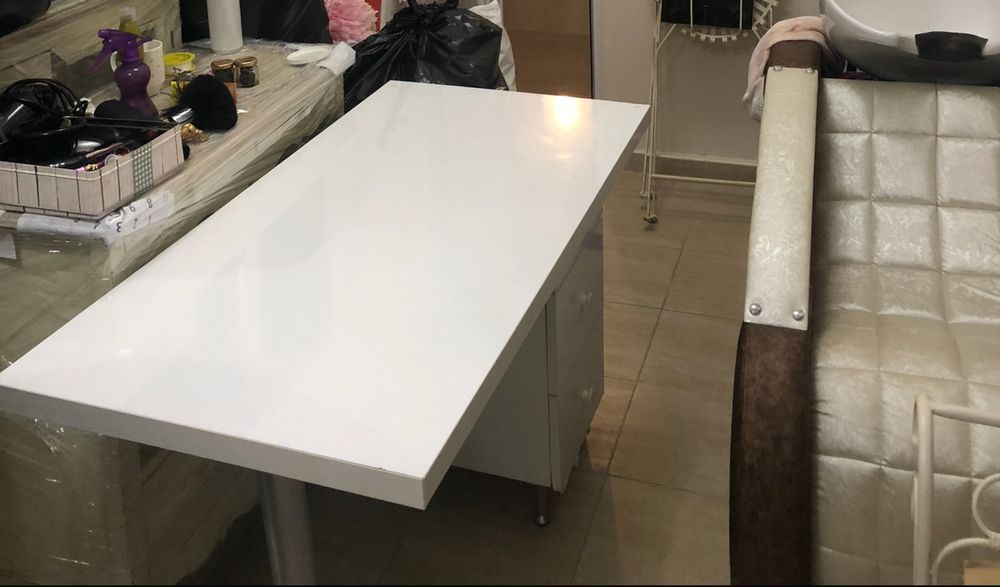 Продавам фризьорско оборудване