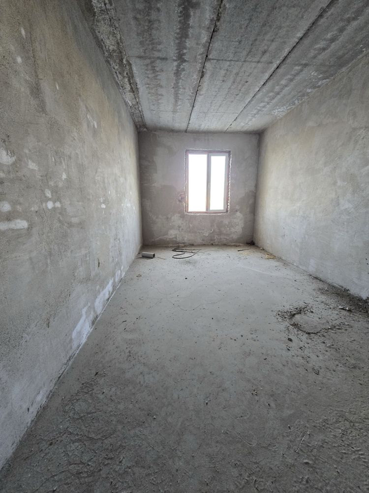 Tezda arzon sotiladi 2 xonalik karobka
