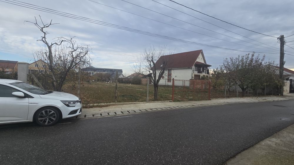 Teren intravilan - centru Sântandrei