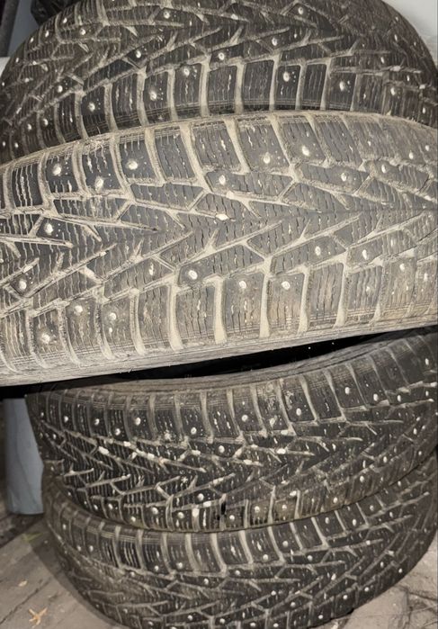 Резина б/у фирма Nordman, размер 15