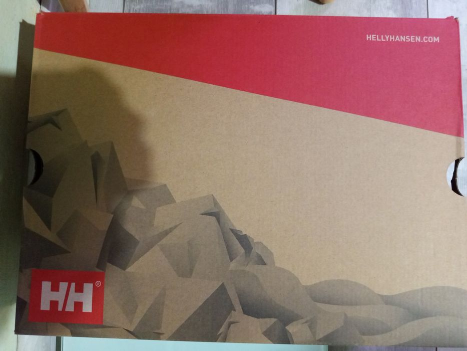 Нови зимни боти HellyHansen