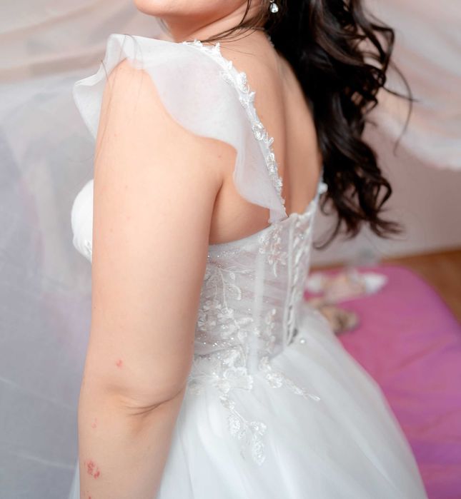 Rochie de mireasa cu trena