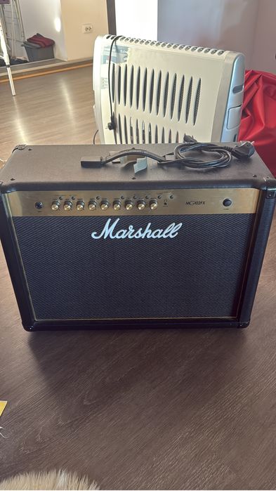 Amplificator chitara Marshall MG102FX 100 wati