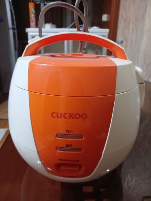 Дёшево продаю кашеварку Cuckoo