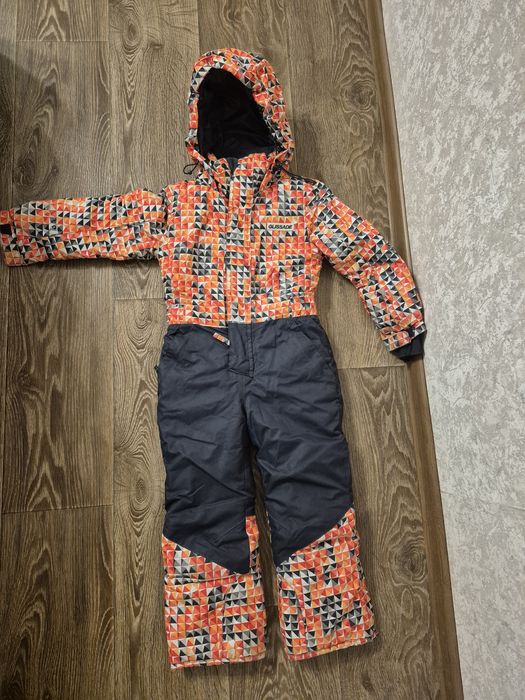 Продам детский комбинезон