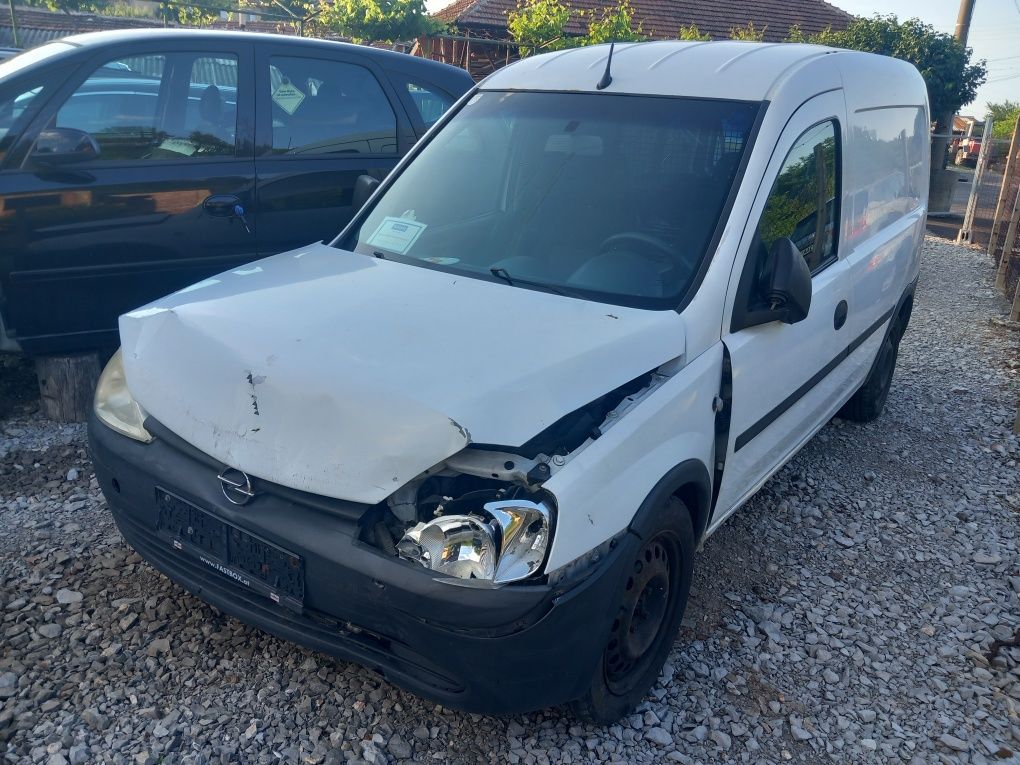 Opel Combo 1.3cdti-75кс./2010г/- на части