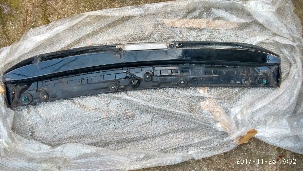 Тойота Приус спойлер 2010 капак Toyota Prius ZVW-30 lid trunk spoiler