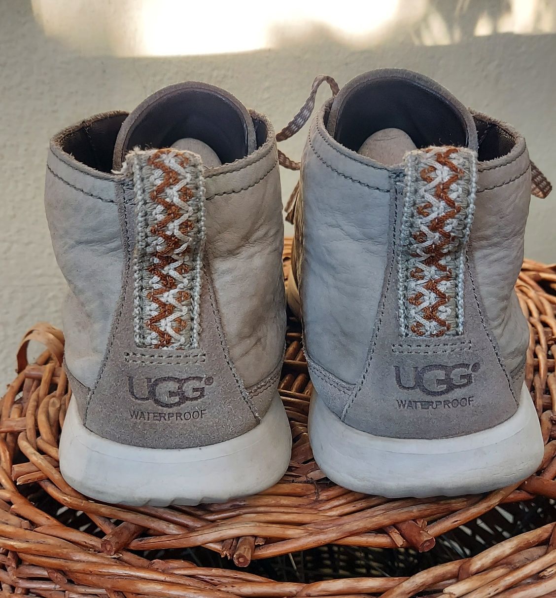 Оригинални обувки UGG 44