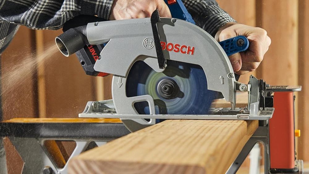 Bosch топовая дисковая пила