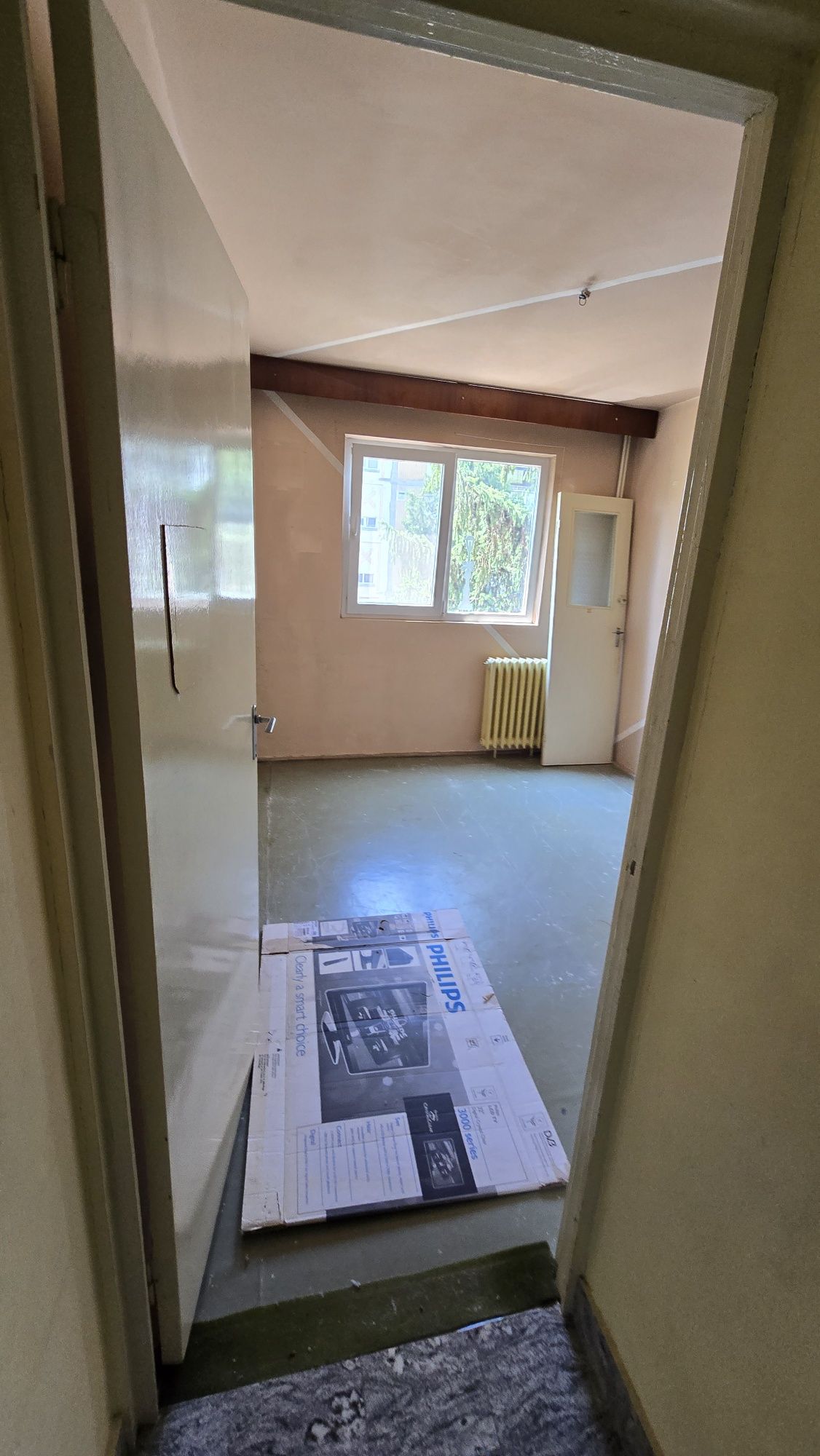 Vand apartament 3 camere,Micalaca,et.2