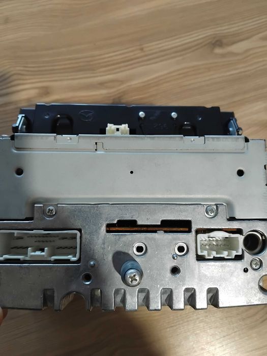 Оригинално сд мр3 за Мазда 3