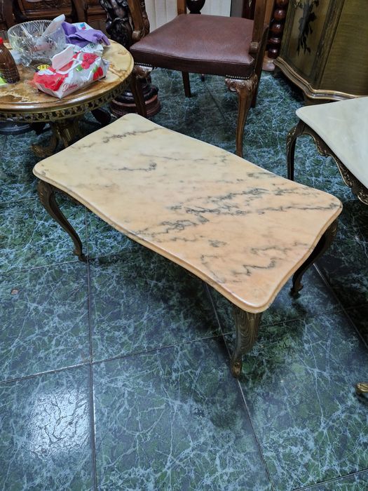 Чудесна английска бронзова белгийска масичка с оникс