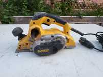 Rindea electrică  Dewalt D26500 - QS