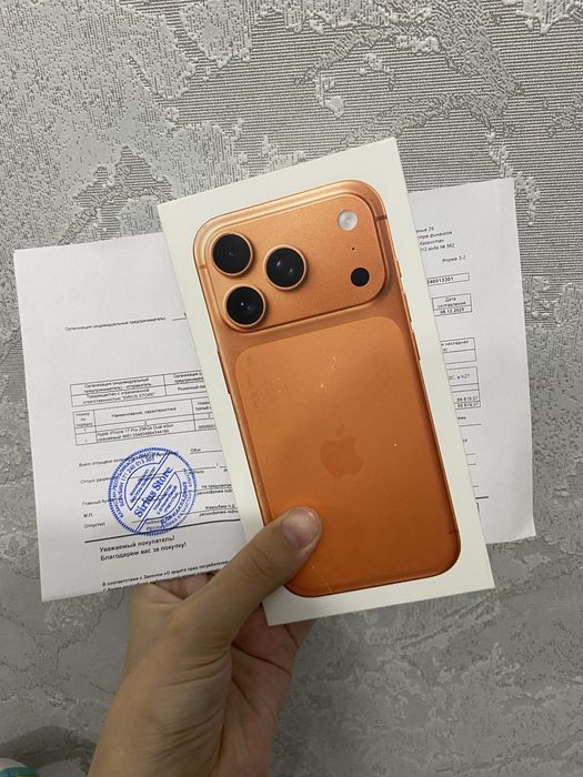 Apple iPhone 17 Pro 256 гб dual eSim оранжевый