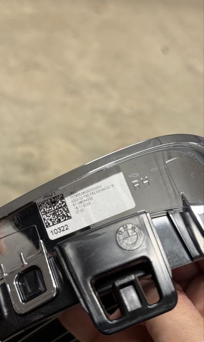 OEM бъбреци/решетки броня BMW F82 M4