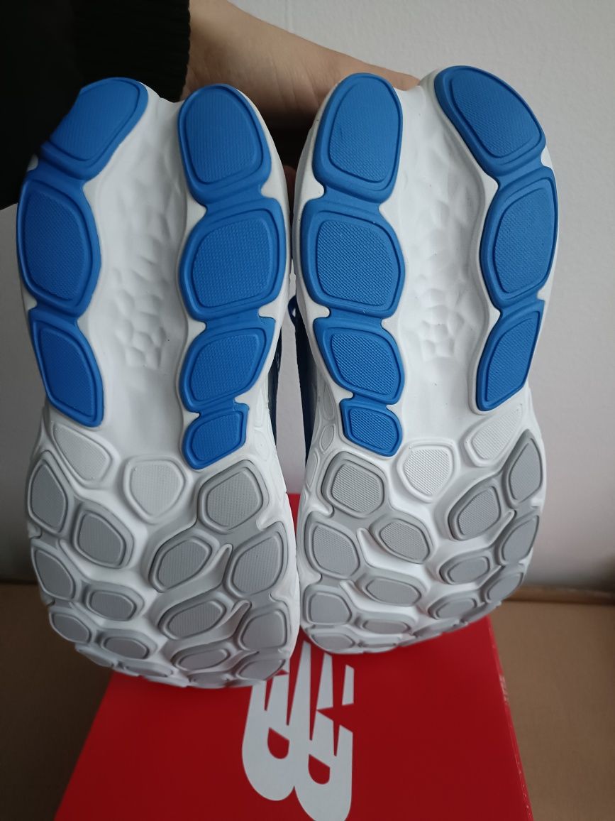 New Balance Fresh Foam V4 номер 36, 37, 40, 41