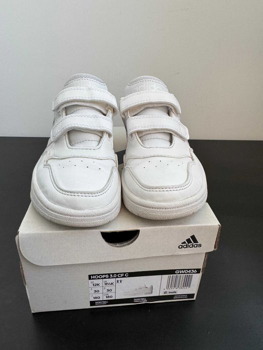 Adidasi Adidas Hoops 3.0 CF C NR 30 - Alb