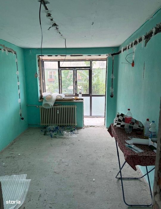 Gara, etaj 4/4, preț 73 000 euro negociabil