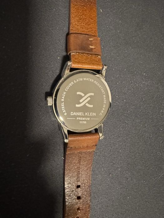 Часовник Daniel Klein