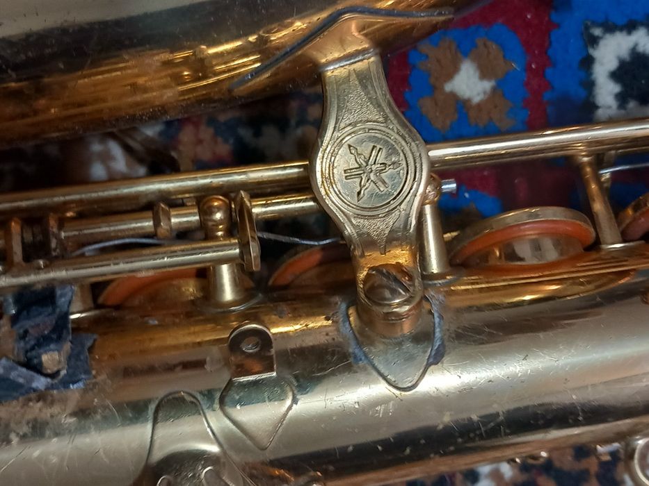 Saxofon yamaha 275