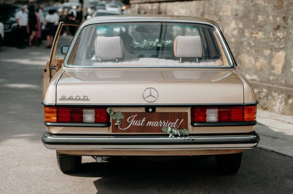 Mercedes - Daimler Benz W123 - 240D