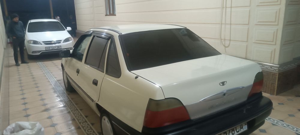 Nexia 1 sons yaxshi holatda