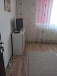Închiriez apartament cu 3 camere