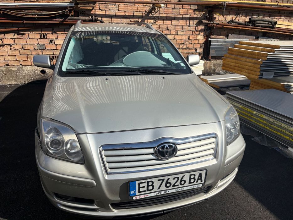 Тойота Авенсис Т25