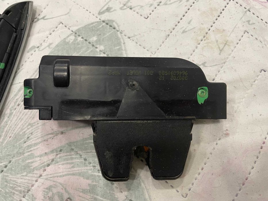 Брава заден капак PEUGEOT 307