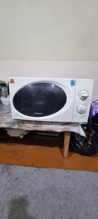 Mikrovolnovka samsung