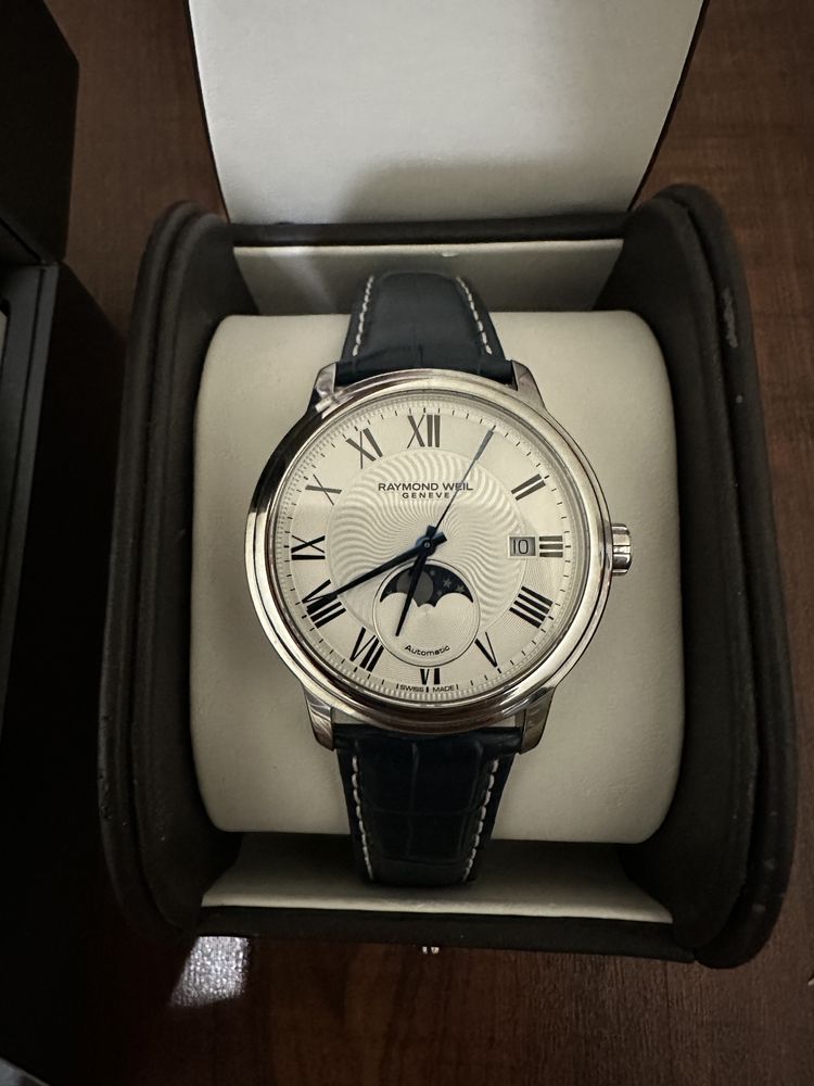 Raymond weil часы