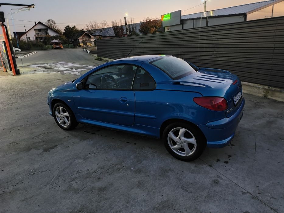 Vând Peugeot 206 cc