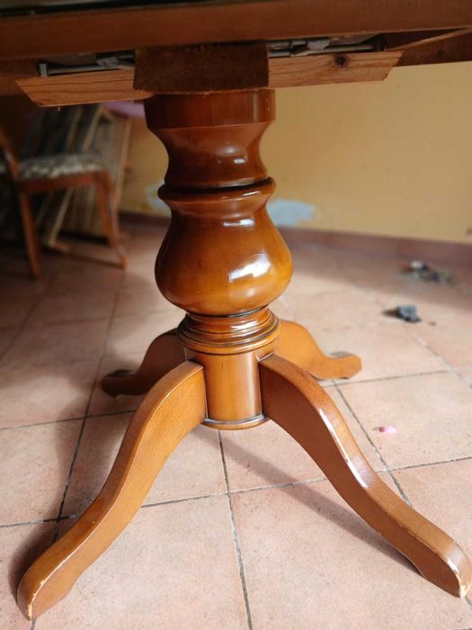 Mese cu Intarsie si 6 Scaune