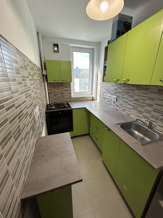 Mobila de bucatarie in stare buna