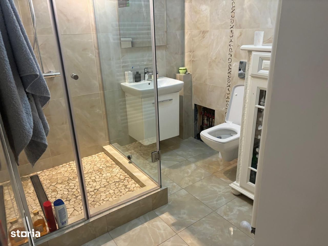 Casa cu 4 camere in zona Pacurari - Intrare Gradina Botanica