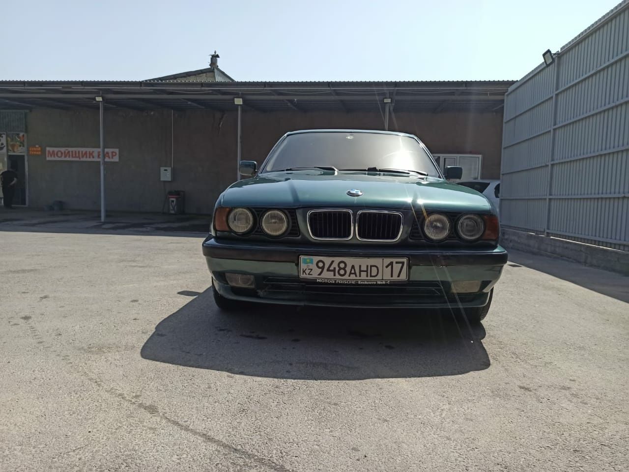 BMW 525 срочно нужно продать