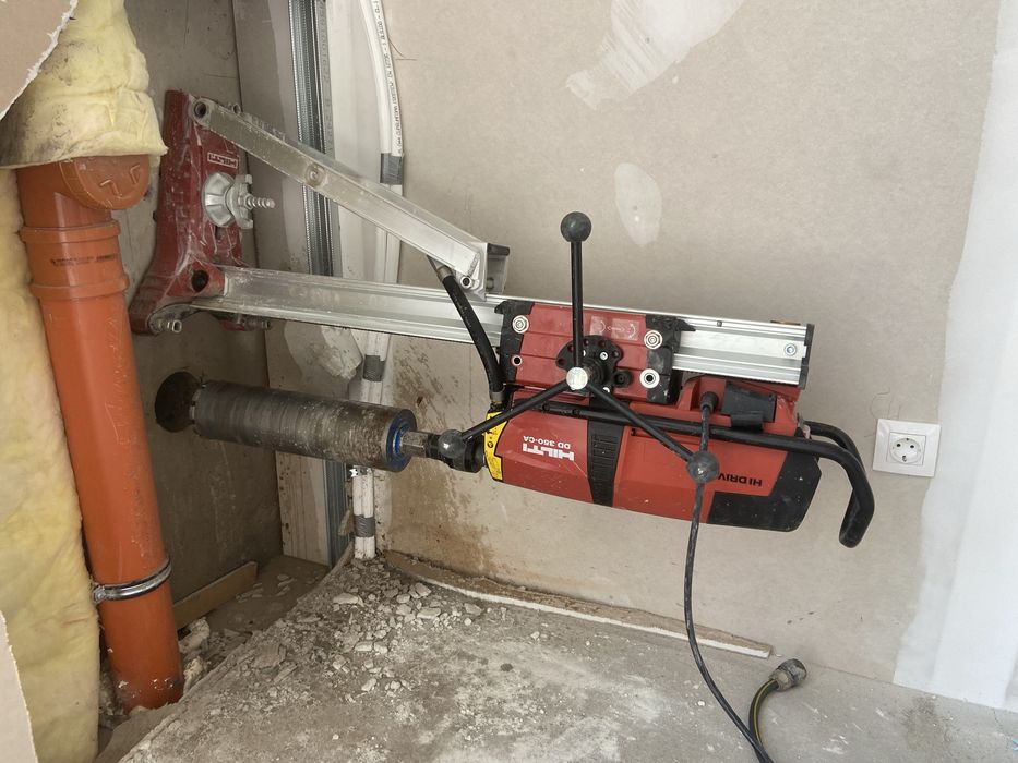 Пробиване на отвори / Диамантено пробиване