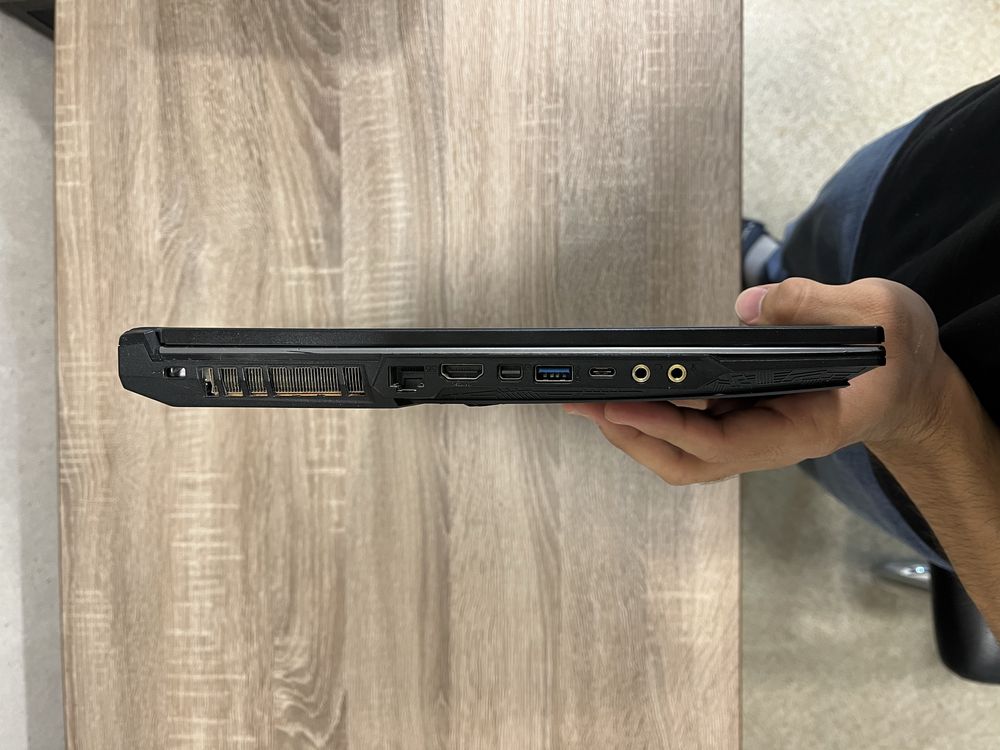 Msi GP75 i7 9750h