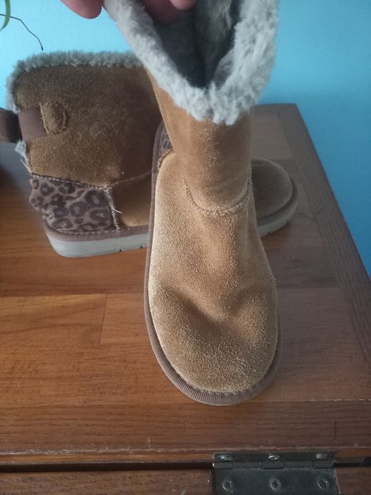 Ugg piele intoarsa