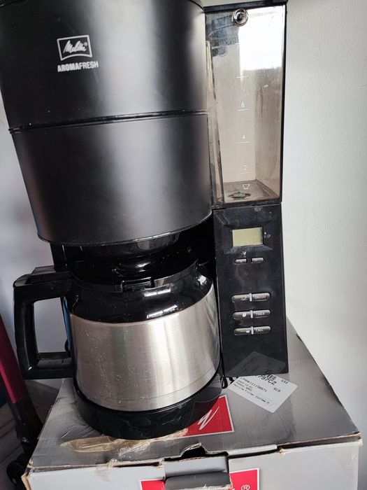 Aparat de cafea cu filtru Melitta Aroma Fresh, cu rasnita