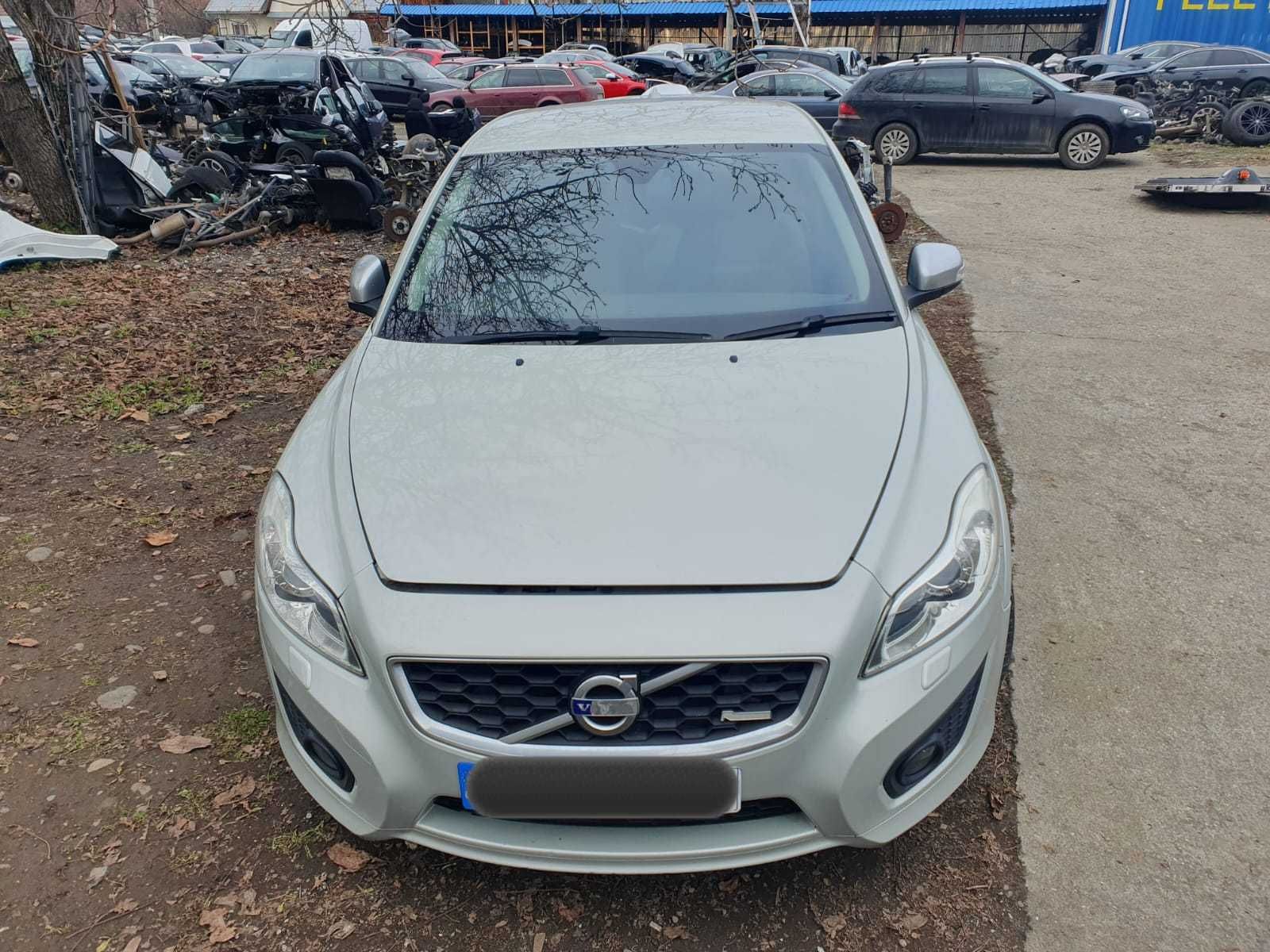 Dezmembrez Volvo C30 R-Design 2.0 D 2010