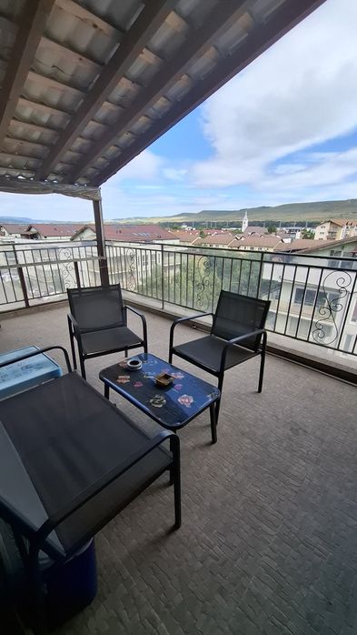 Apartament 3 camere, Eroilor