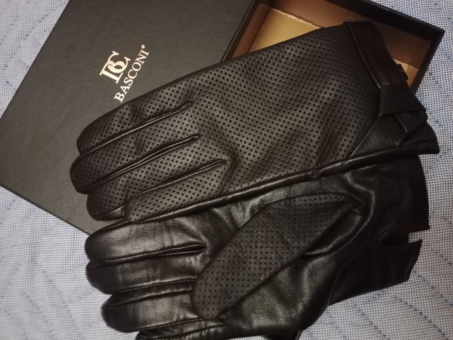 Продам новые кожаные женские перчатки